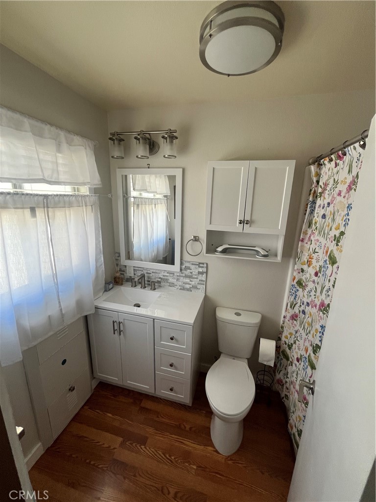 150 35 E Lakeshore Property Photo 12