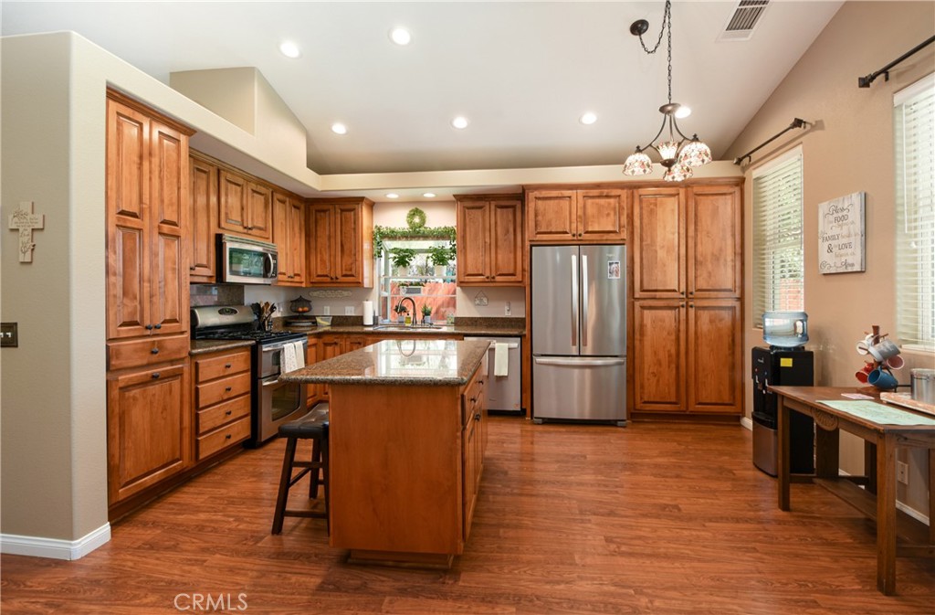 32720 Royal Oak Ln Property Photo 6