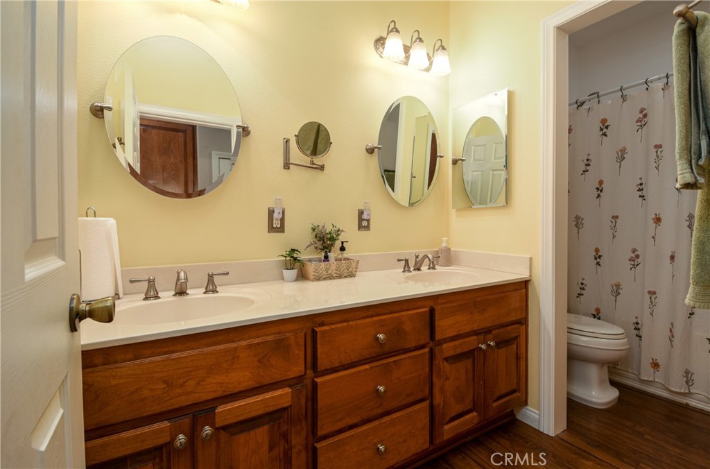 32720 Royal Oak Ln Property Photo 16
