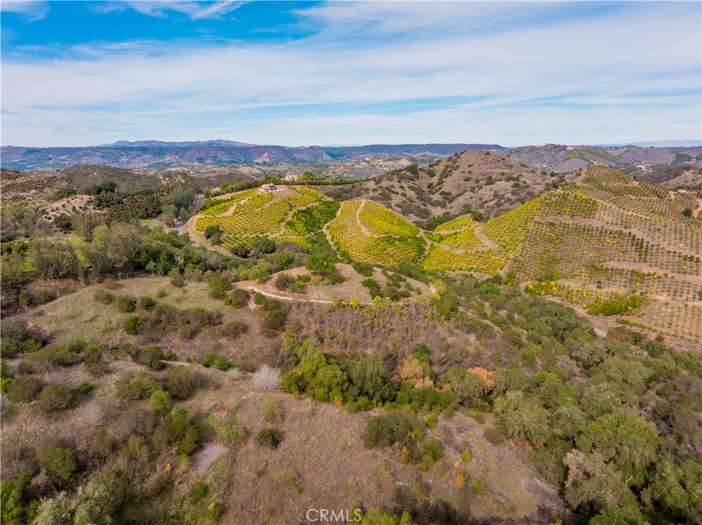 46121 Avenida Tierra Property Photo 2