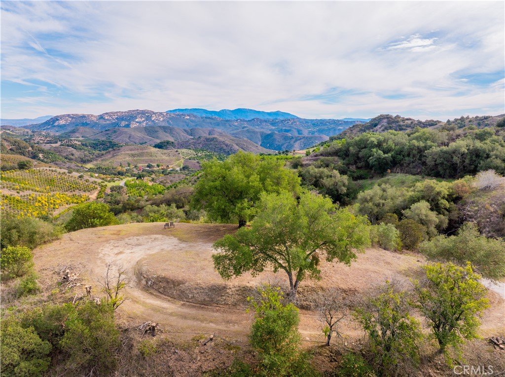46121 Avenida Tierra Property Photo 4