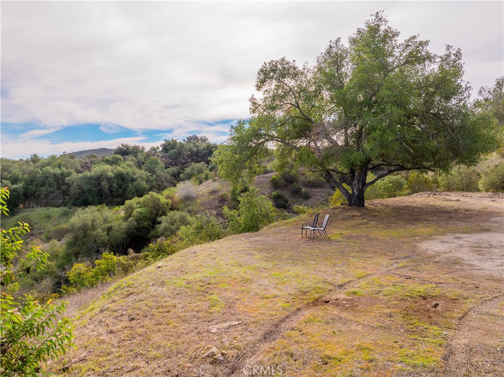 46121 Avenida Tierra Property Photo 16