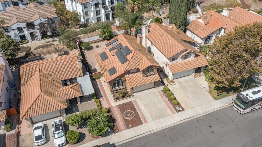 25077 Via Las Lomas Property Photo 5