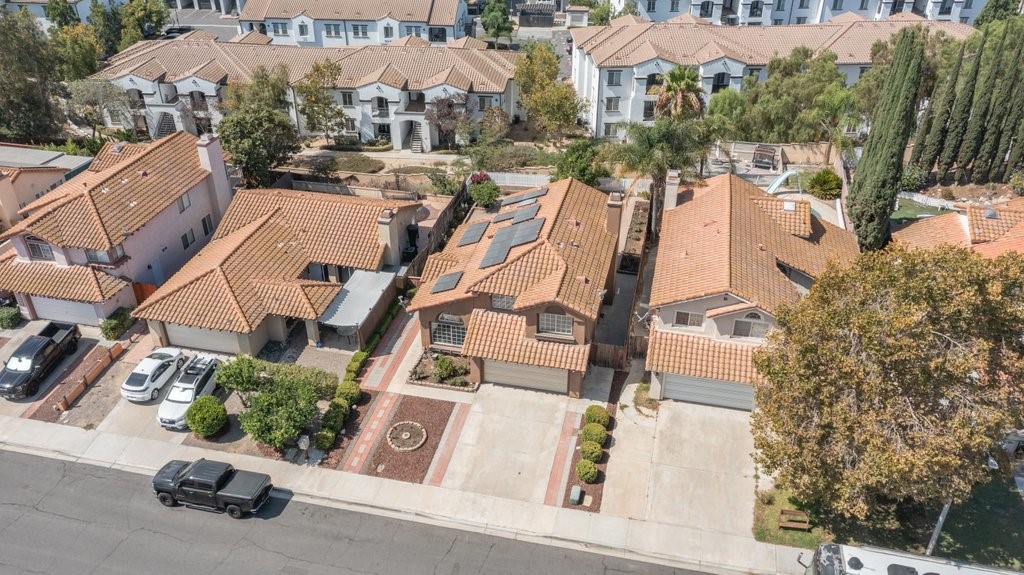 25077 Via Las Lomas Property Photo 6