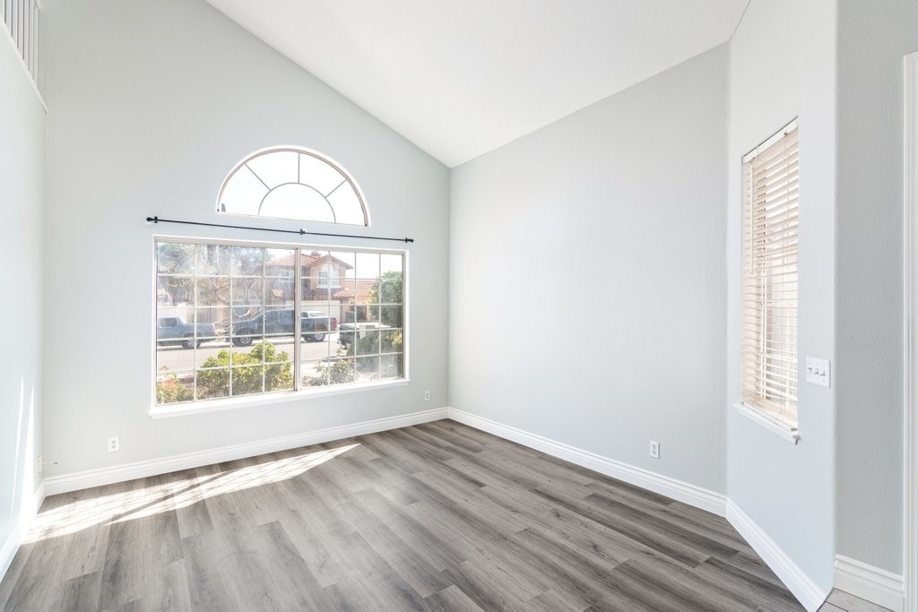 25077 Via Las Lomas Property Photo 10