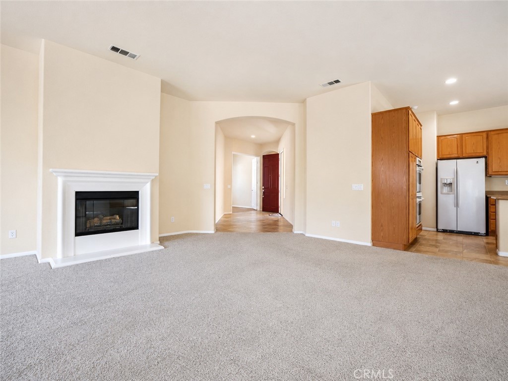 987 Avenal Property Photo 12
