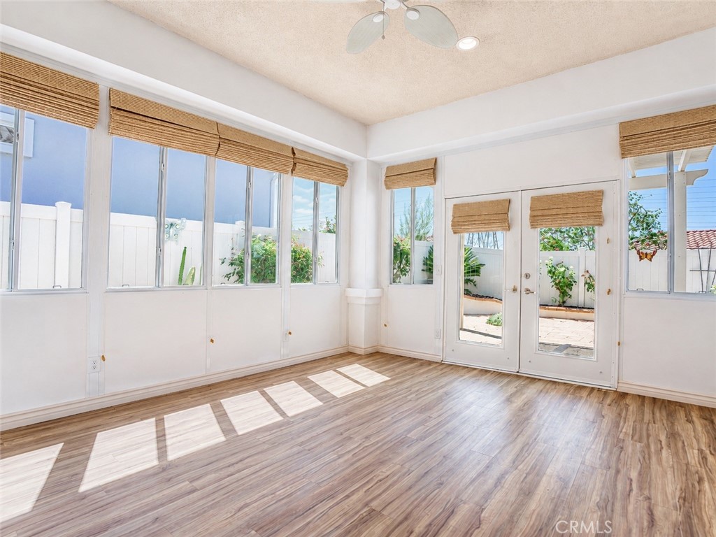 987 Avenal Property Photo 13