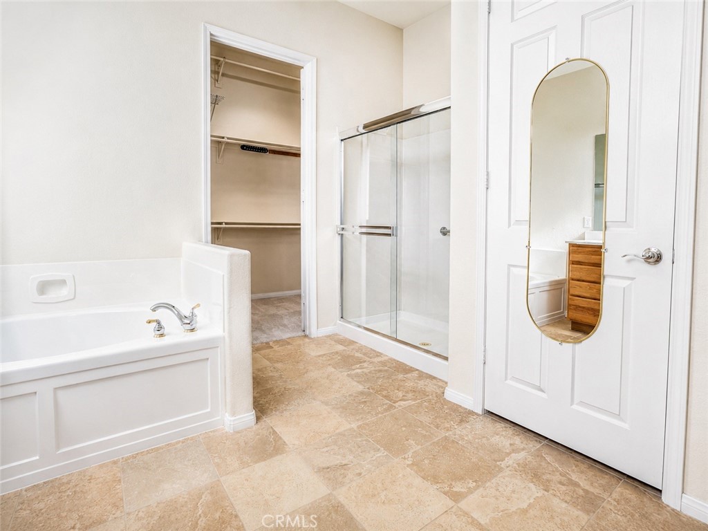 987 Avenal Property Photo 17