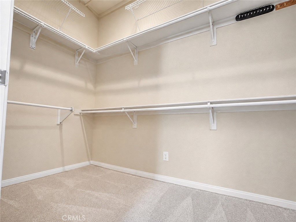987 Avenal Property Photo 18