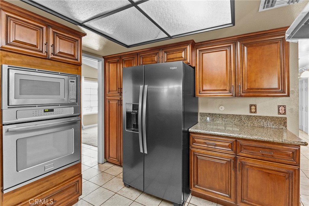 8557 Saddle Creek Drive Property Photo 11