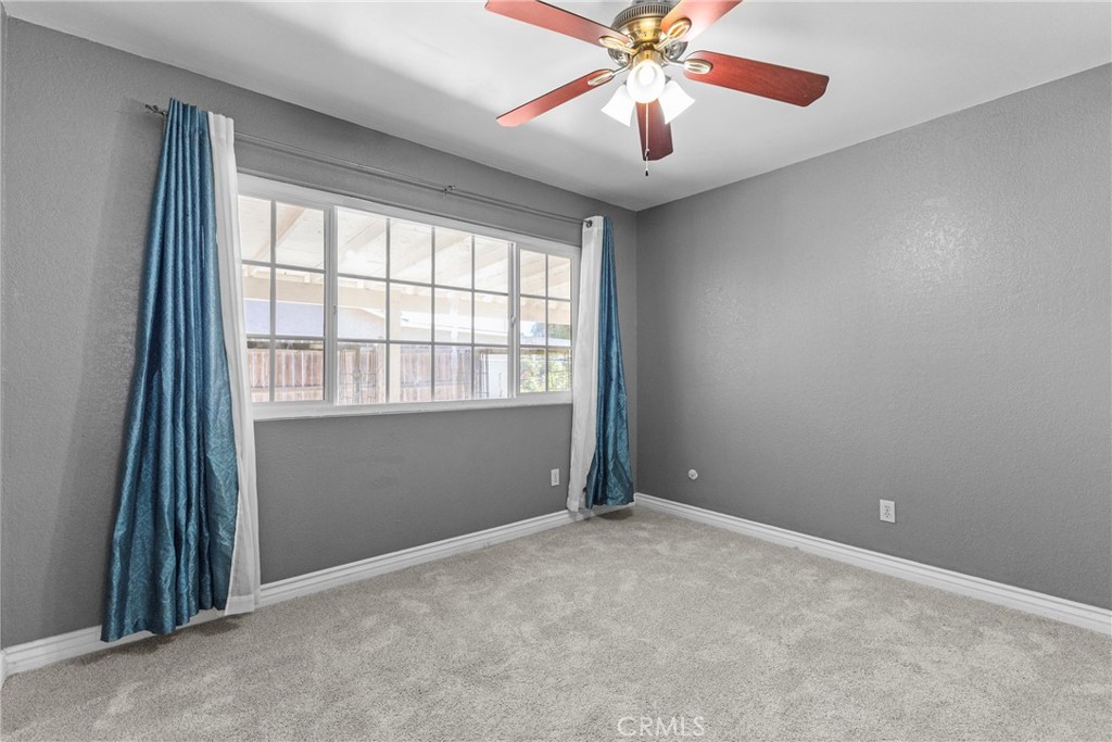 8557 Saddle Creek Drive Property Photo 18