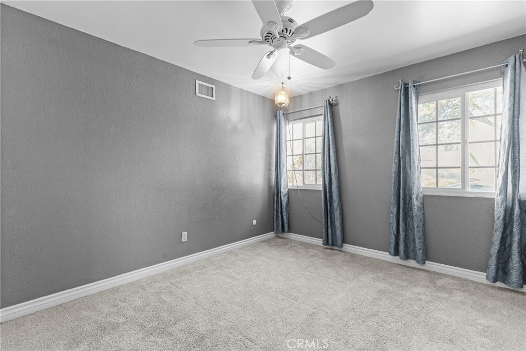 8557 Saddle Creek Drive Property Photo 22