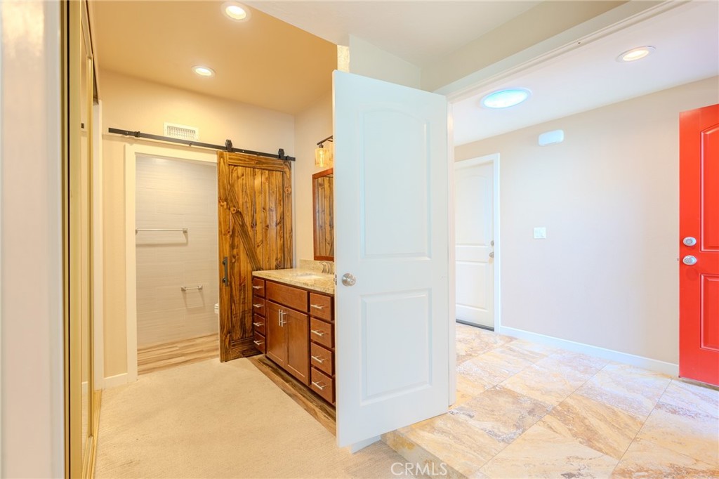 18530 Newbrook Circle Property Photo 14