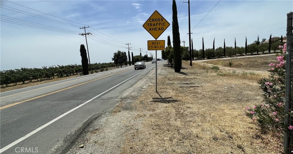 4 Rancho California Road Property Photo 2