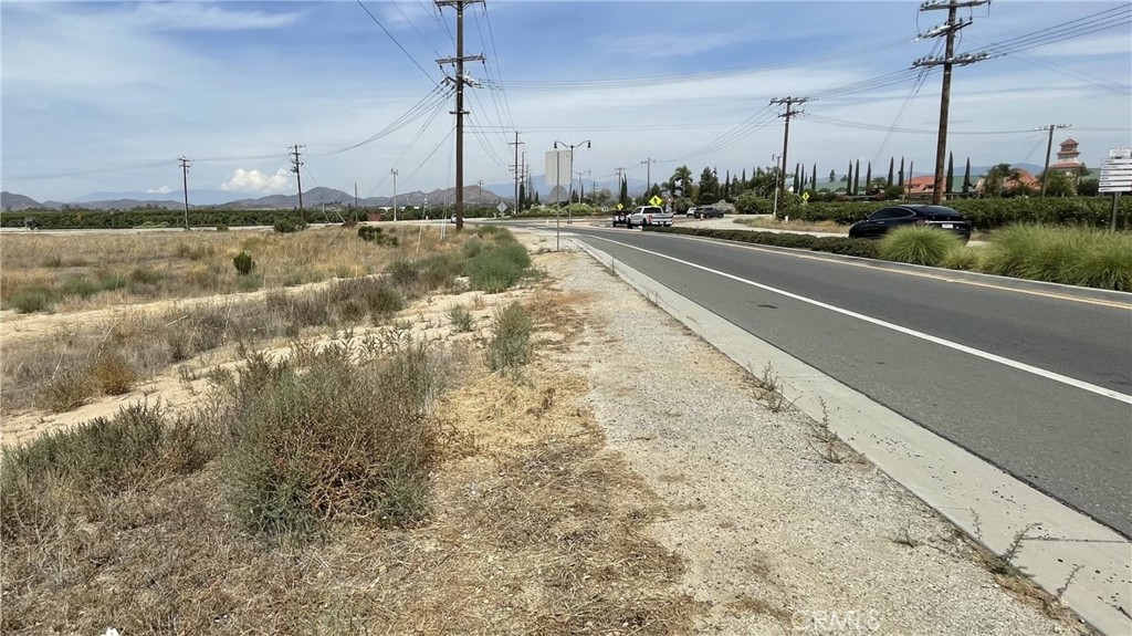 4 Rancho California Road Property Photo 5