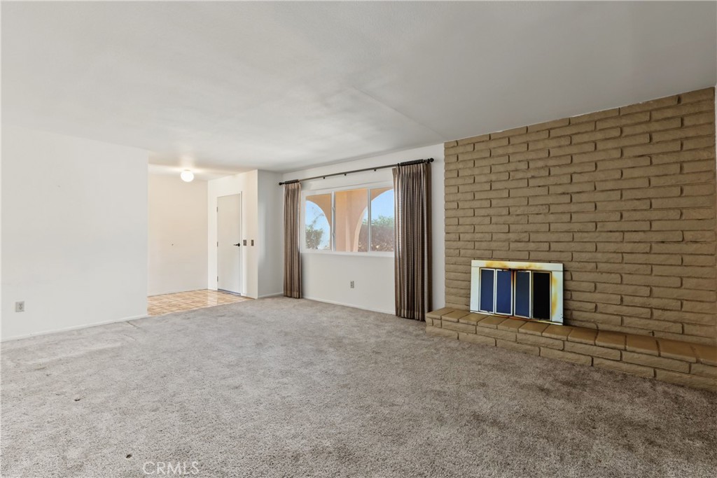 1631 Hackney Property Photo 7