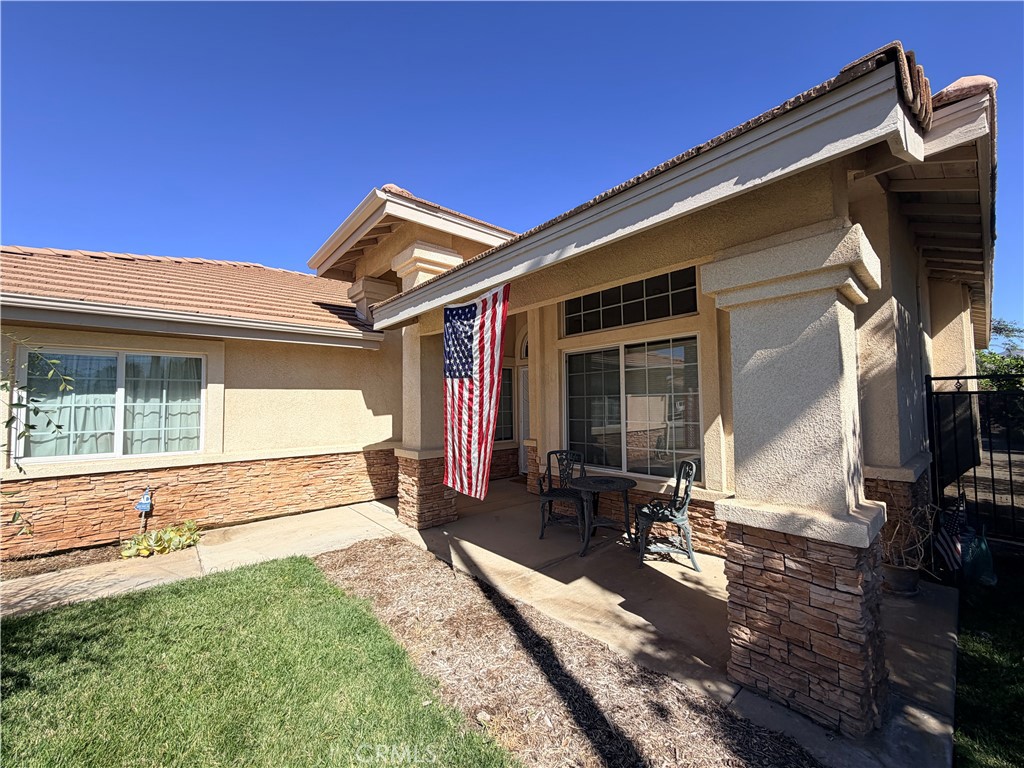 4892 Merlyn Street Property Photo 4