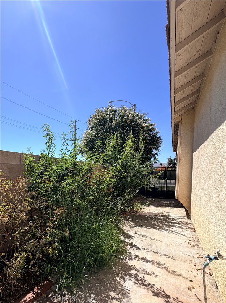 4892 Merlyn Street Property Photo 43