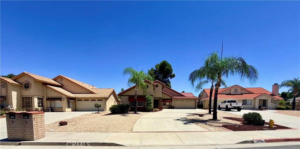 1874 Ash Tree Lane Property Photo 1