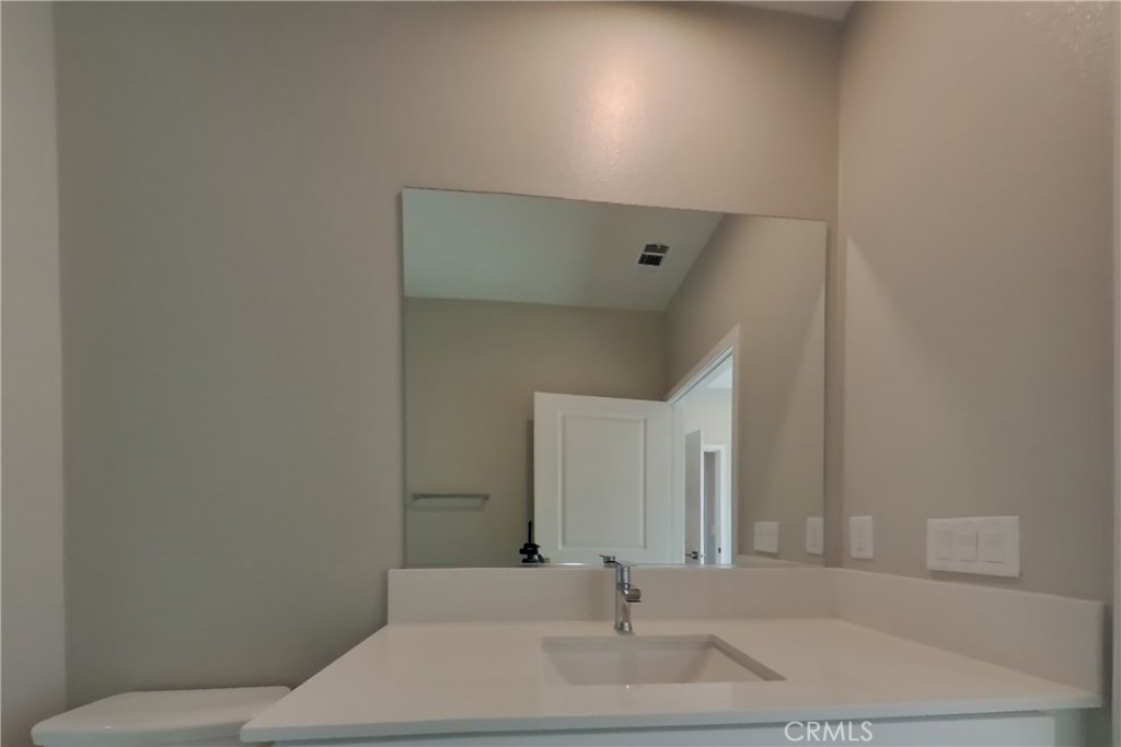 611 Citron Street 2 Property Photo 8
