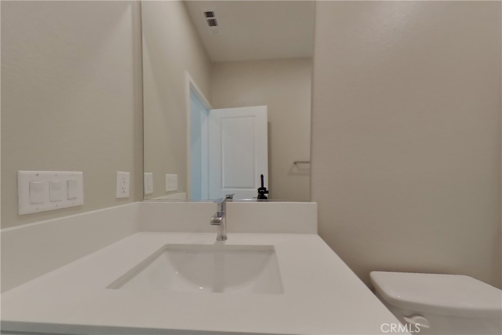 611 Citron Street 2 Property Photo 13