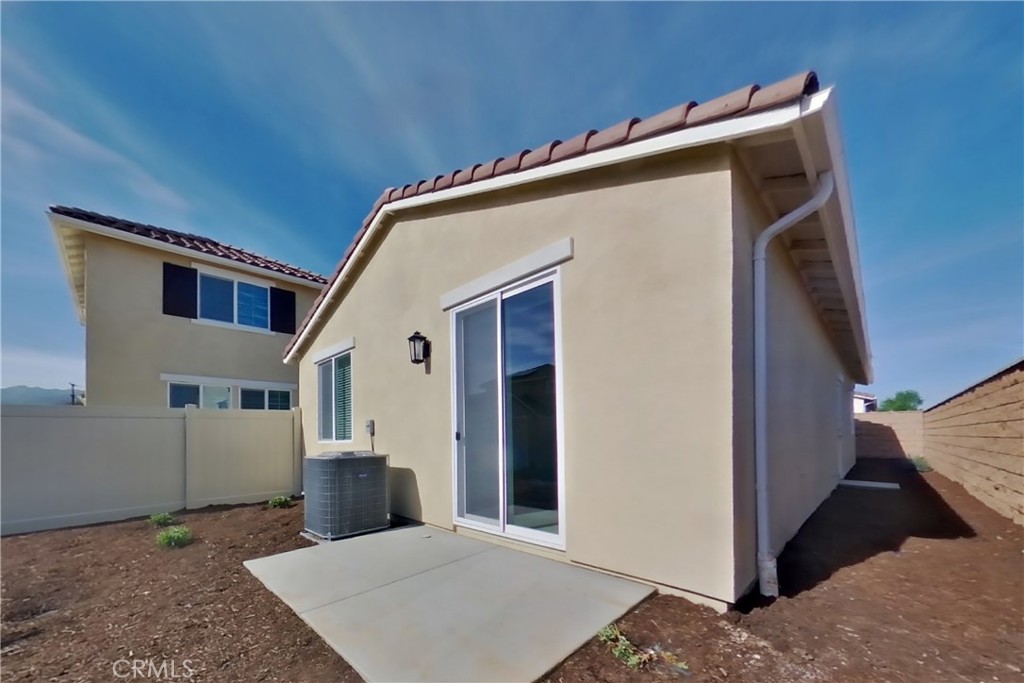 611 Citron Street 2 Property Photo 15