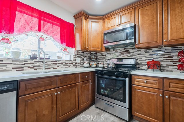 3017 Lake View Drive Property Photo 5