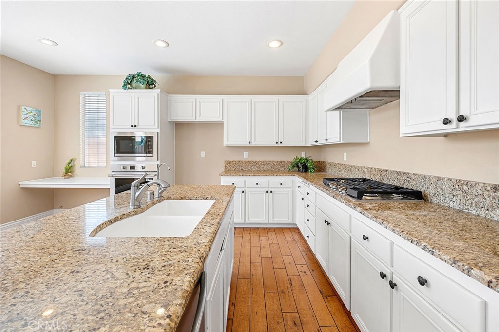 30975 Brassie Ln Property Photo 13