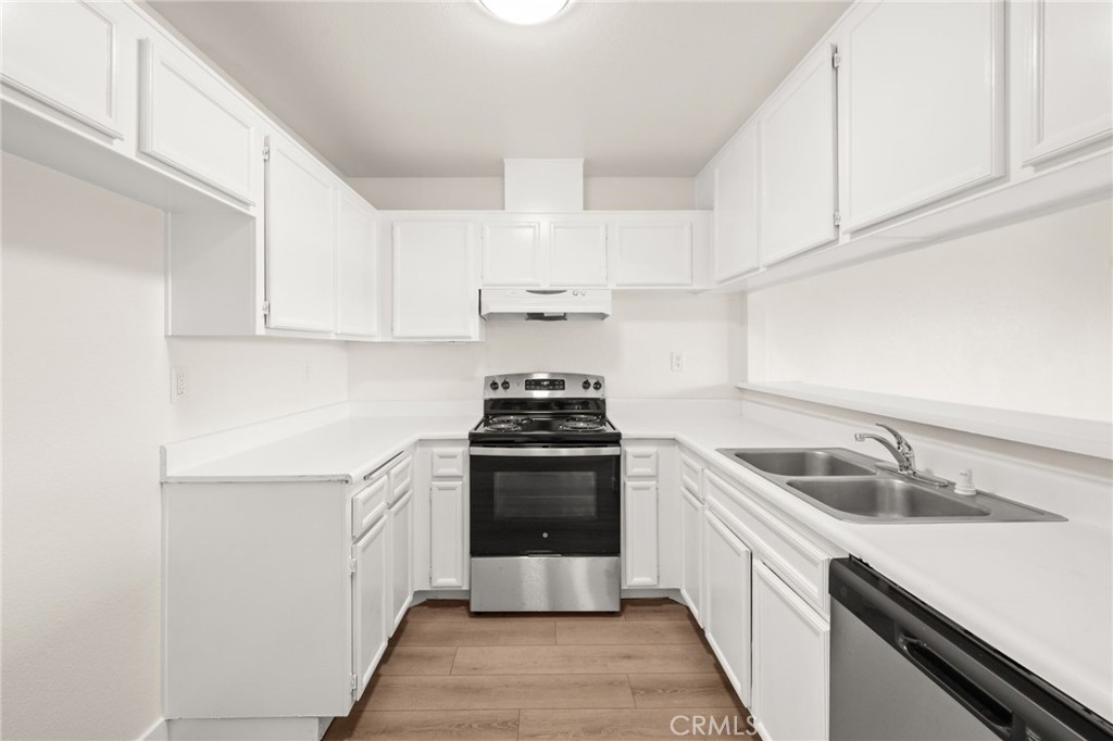 291 E Mel 232 Property Photo 6
