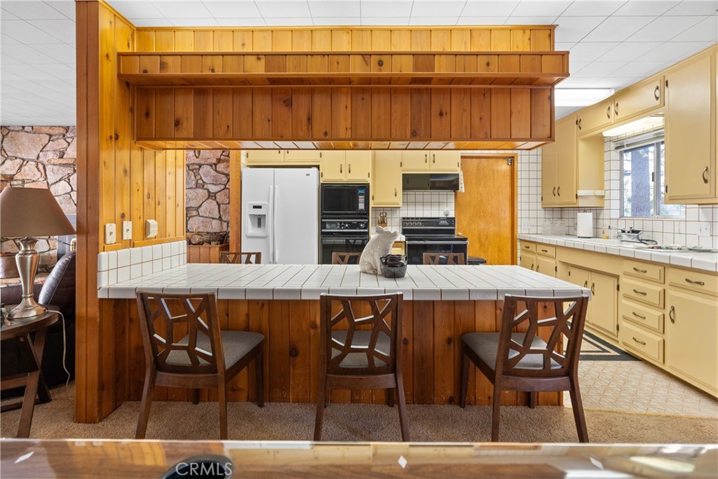 25220 Rim Rock Property Photo 11