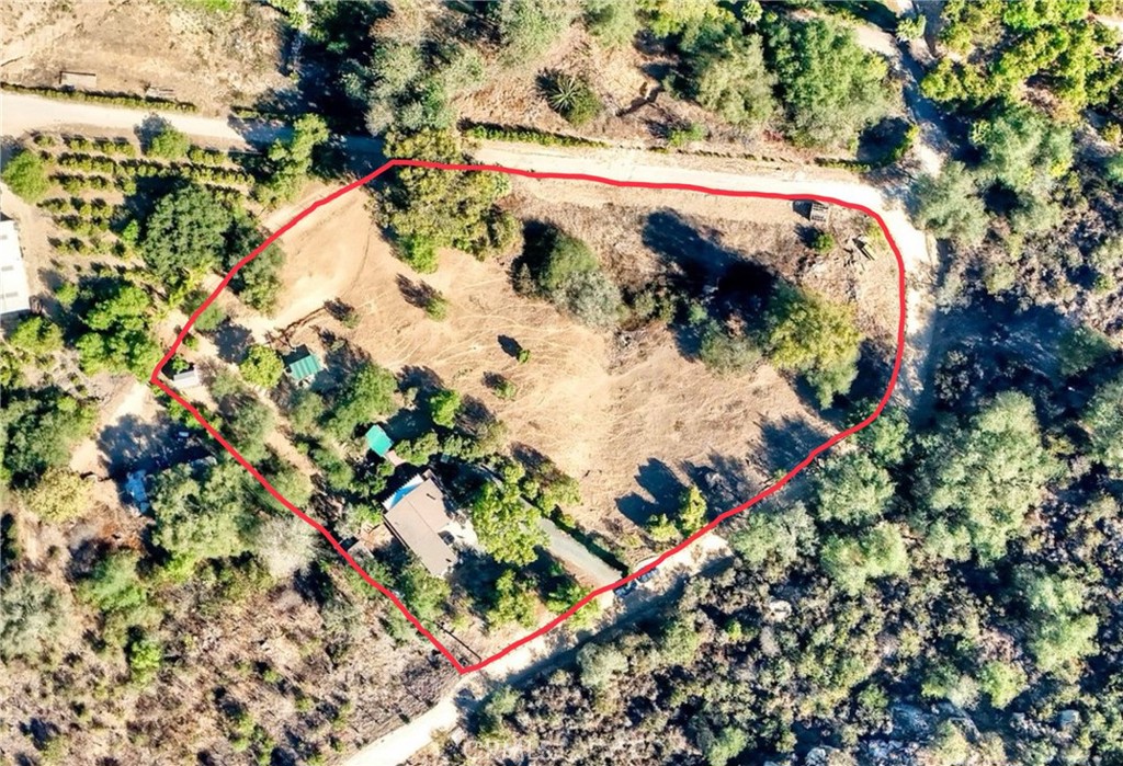 6051 Rainbow Heights Property Photo 2