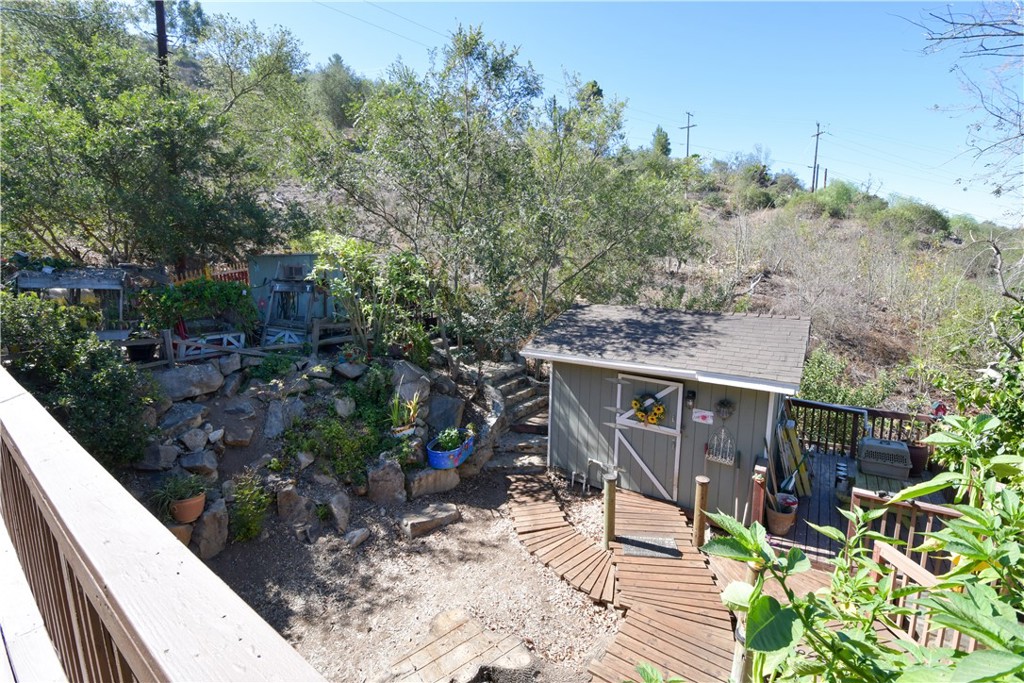 6051 Rainbow Heights Property Photo 48
