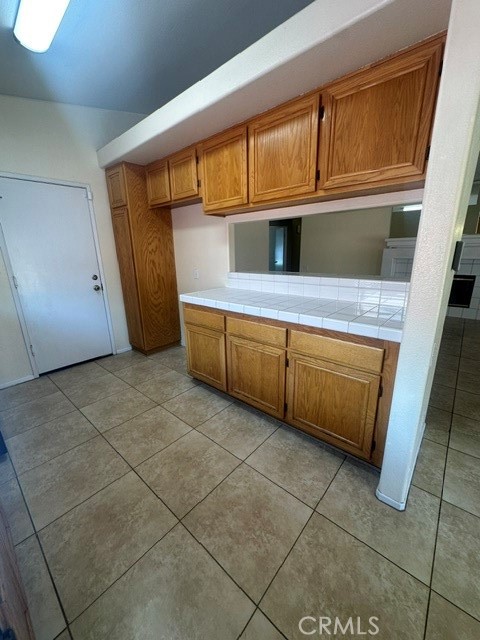 19405 Oakview Lane Property Photo 3