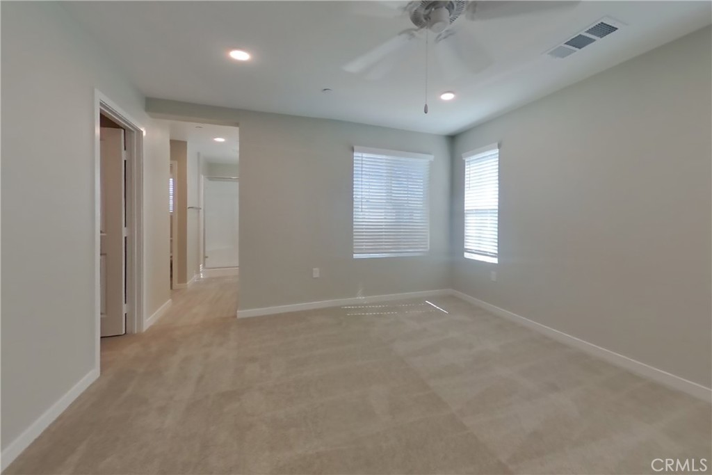 29422 Walnut Tree Way Property Photo 9