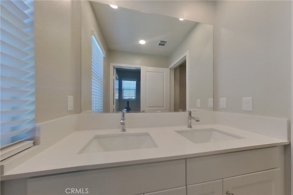 29422 Walnut Tree Way Property Photo 15