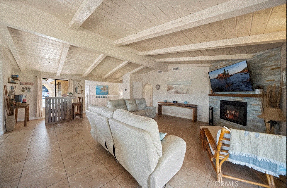 22032 W San Joaquin Drive Property Photo 10