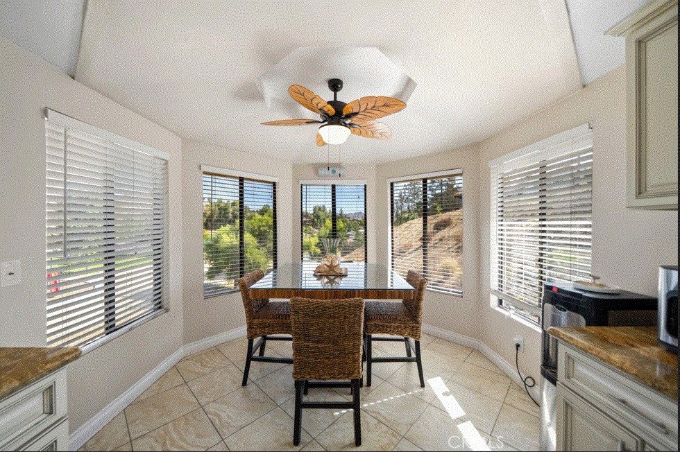 22032 W San Joaquin Drive Property Photo 16