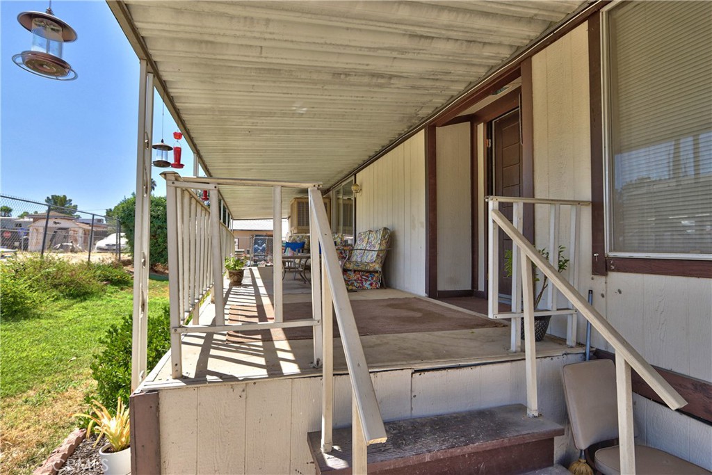 21869 Raynor Property Photo 7