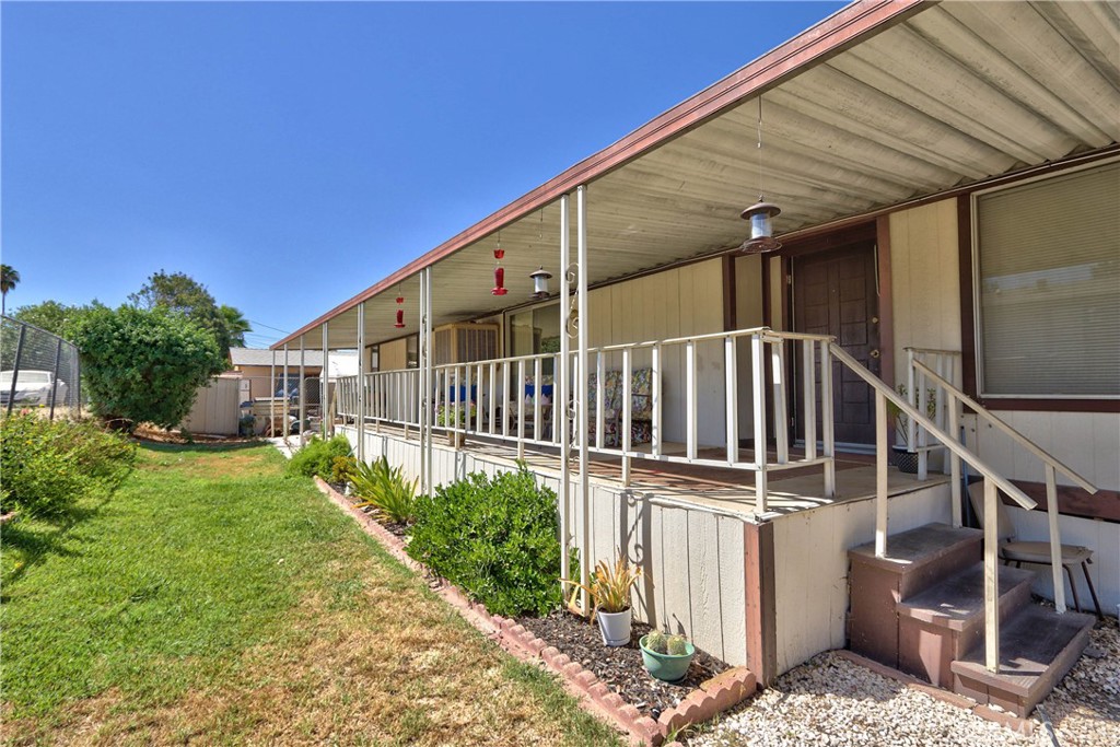 21869 Raynor Property Photo 8