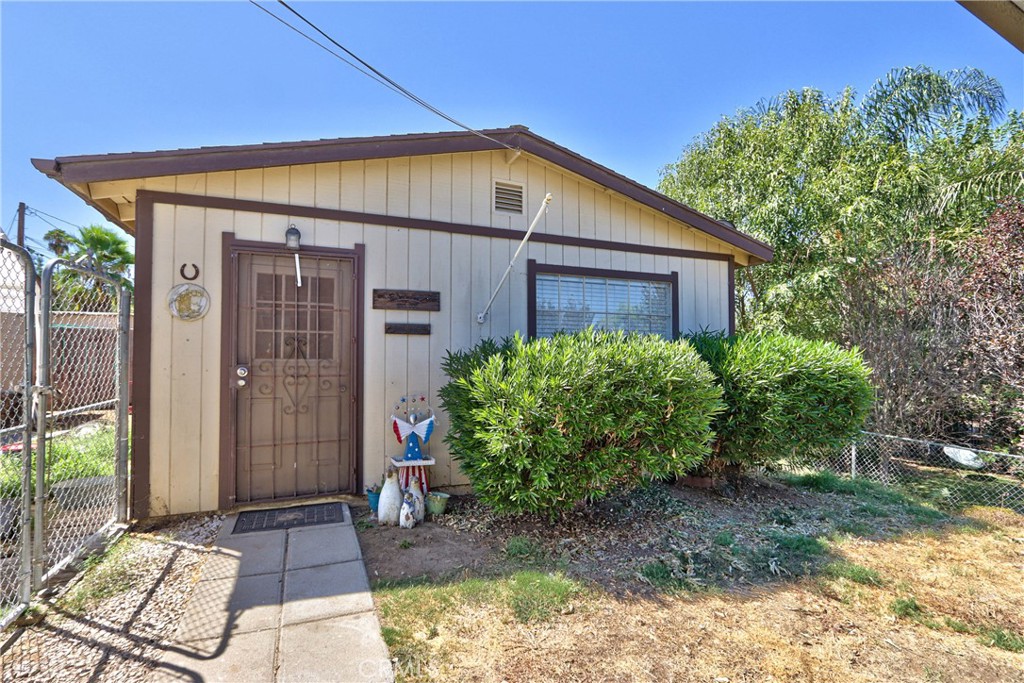 21869 Raynor Property Photo 12