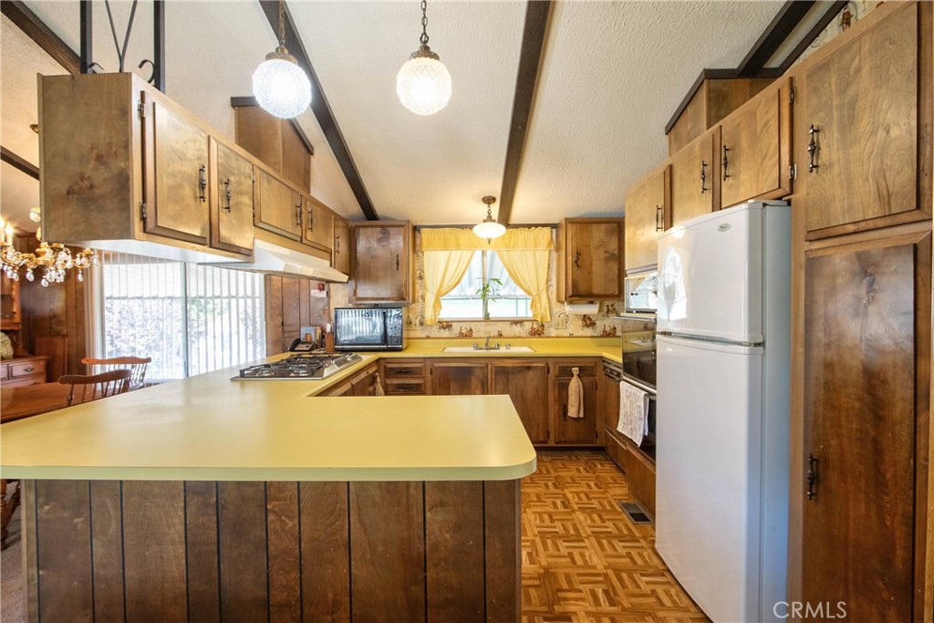 21869 Raynor Property Photo 19