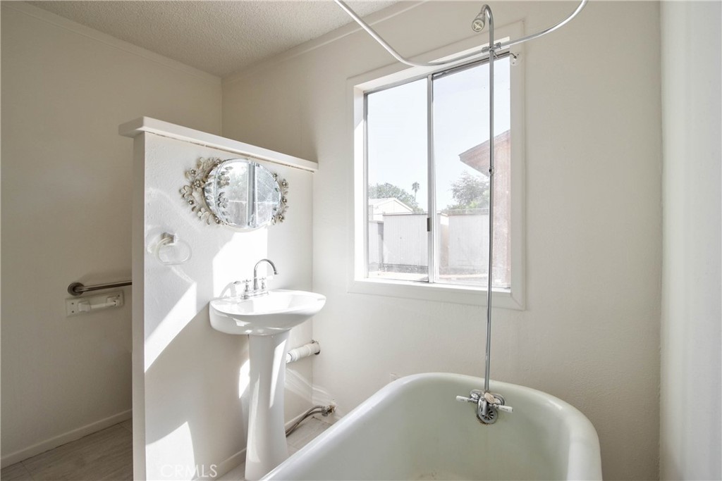 21869 Raynor Property Photo 43