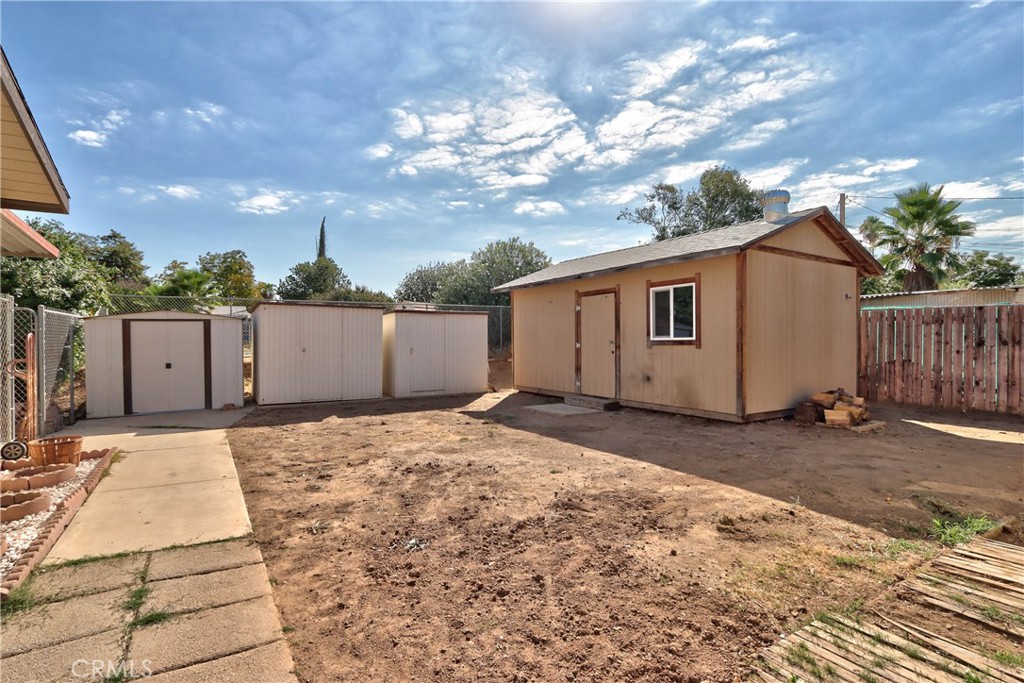 21869 Raynor Property Photo 44