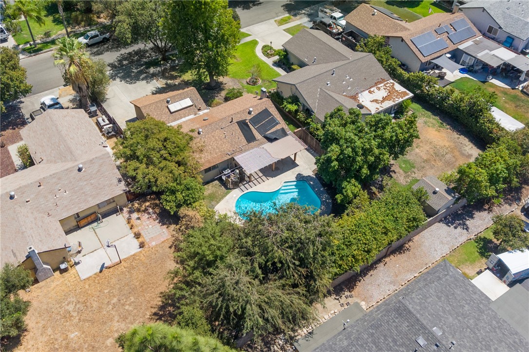 1333 Hunter Property Photo 7