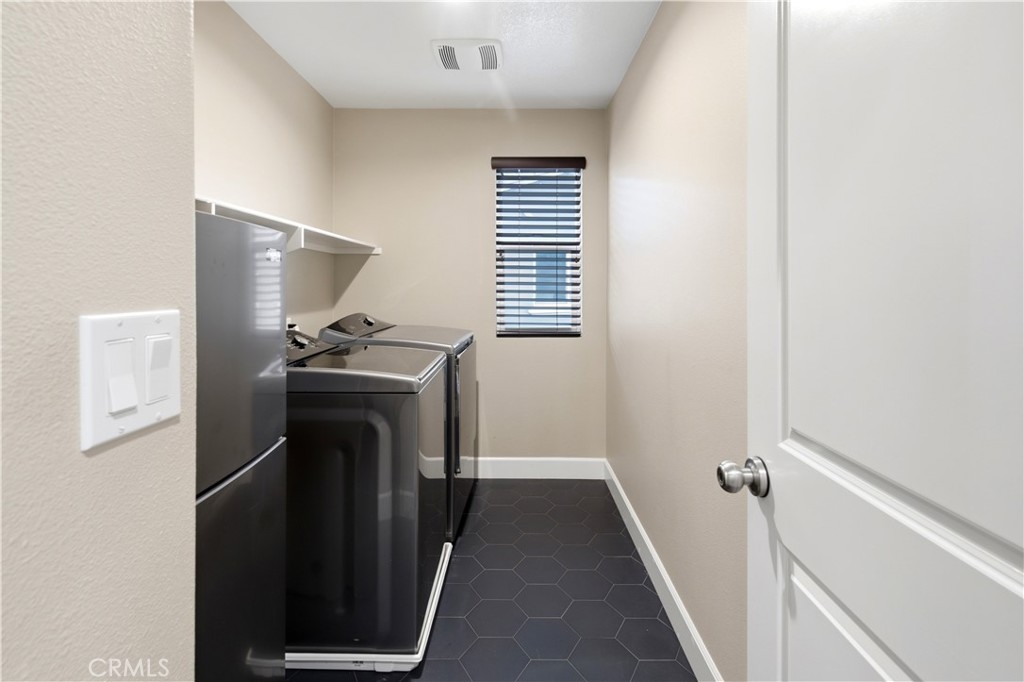 29499 Slider Property Photo 19