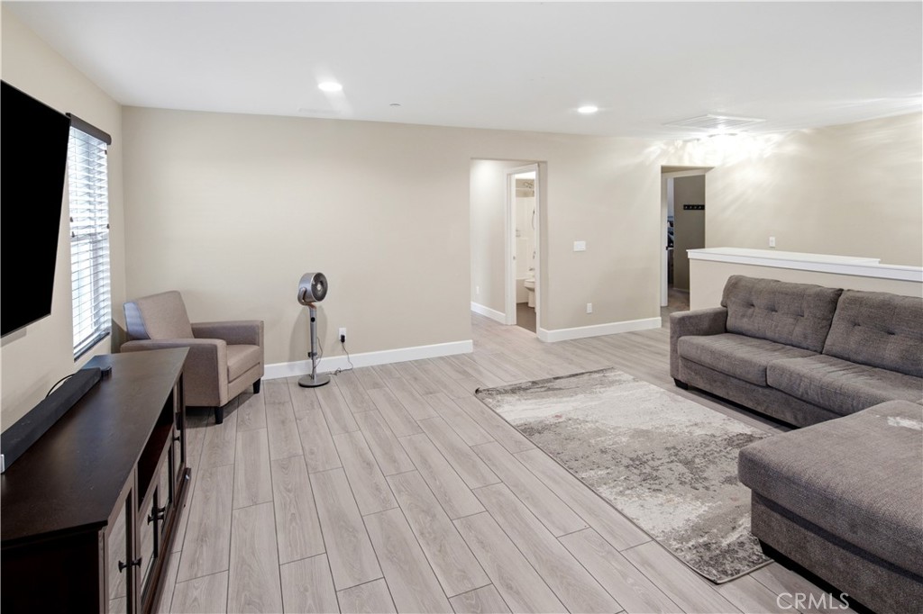 29499 Slider Property Photo 20
