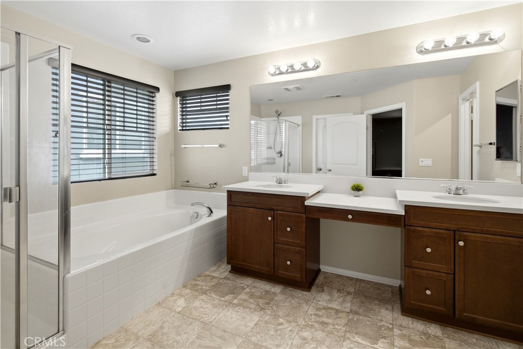 29499 Slider Property Photo 27