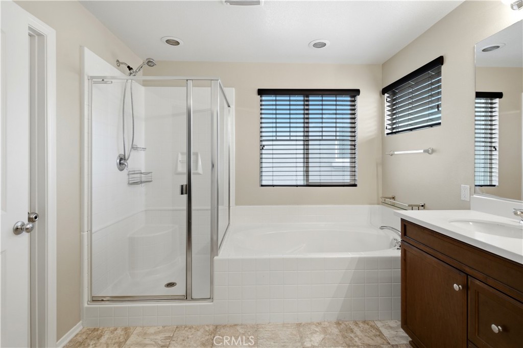 29499 Slider Property Photo 28