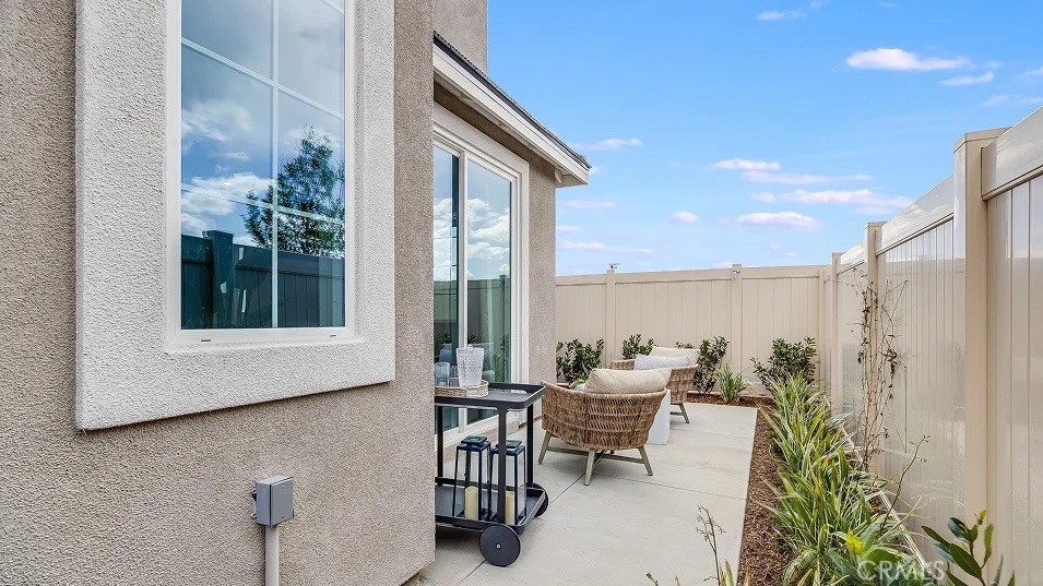 1304 Thunderbolt Lane Property Photo 18