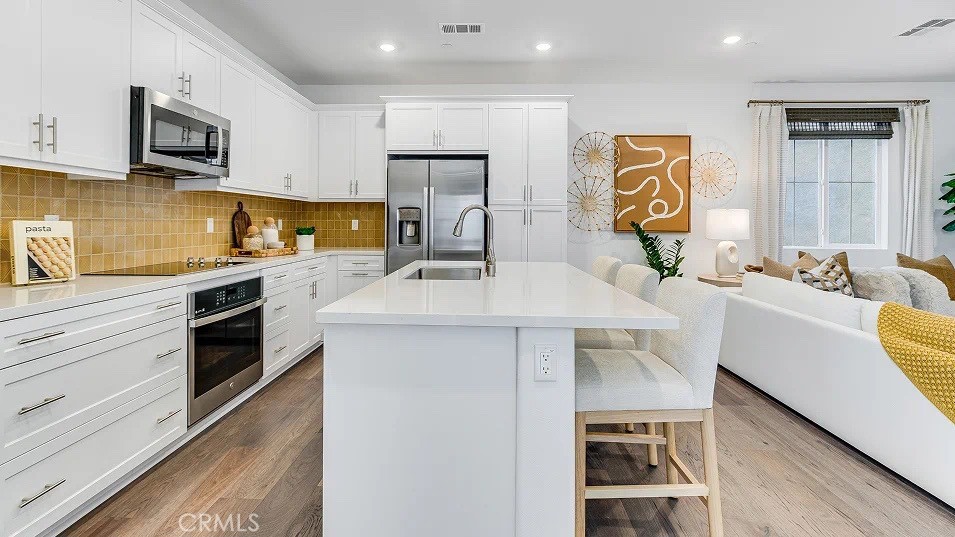 1248 Thunderbolt Lane Property Photo 3